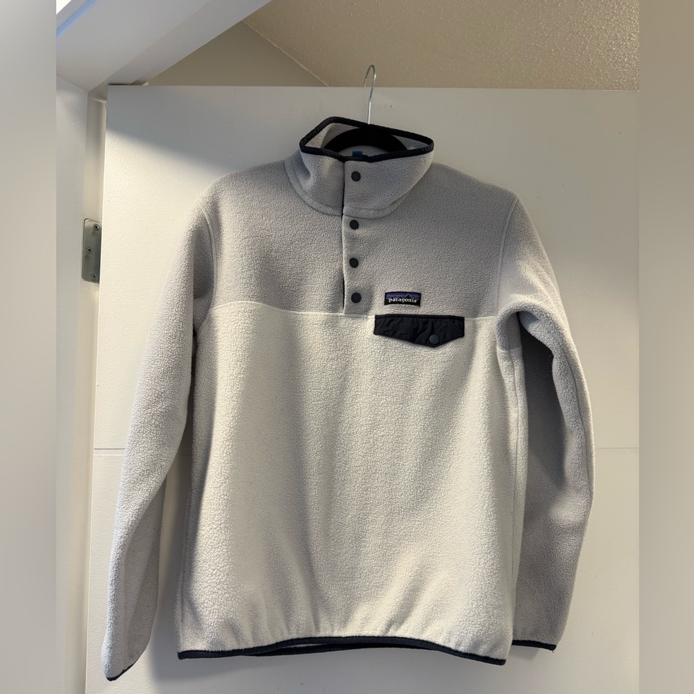 Patagonia Gray Fleece Pullover Sweatshirt